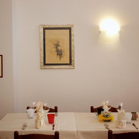Paneolio B&B Poggio Picenze Bagian luar foto