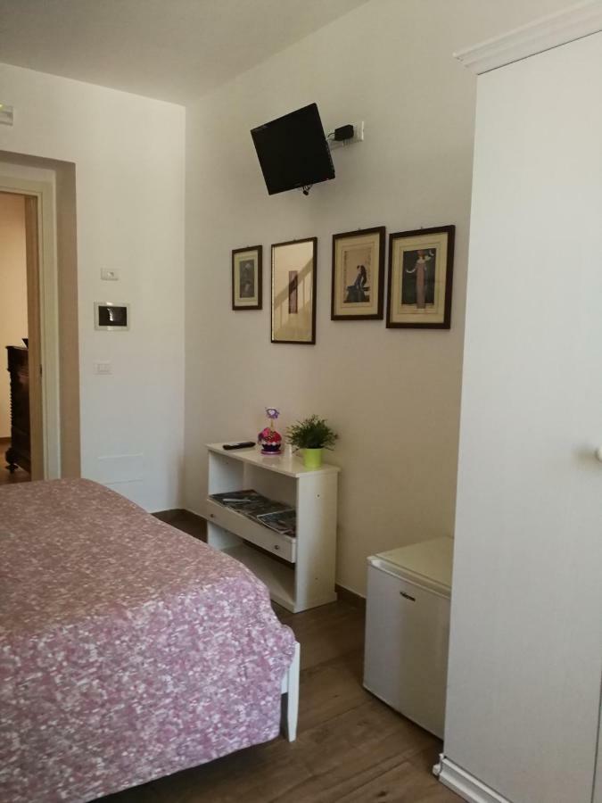Paneolio B&B Poggio Picenze Bagian luar foto